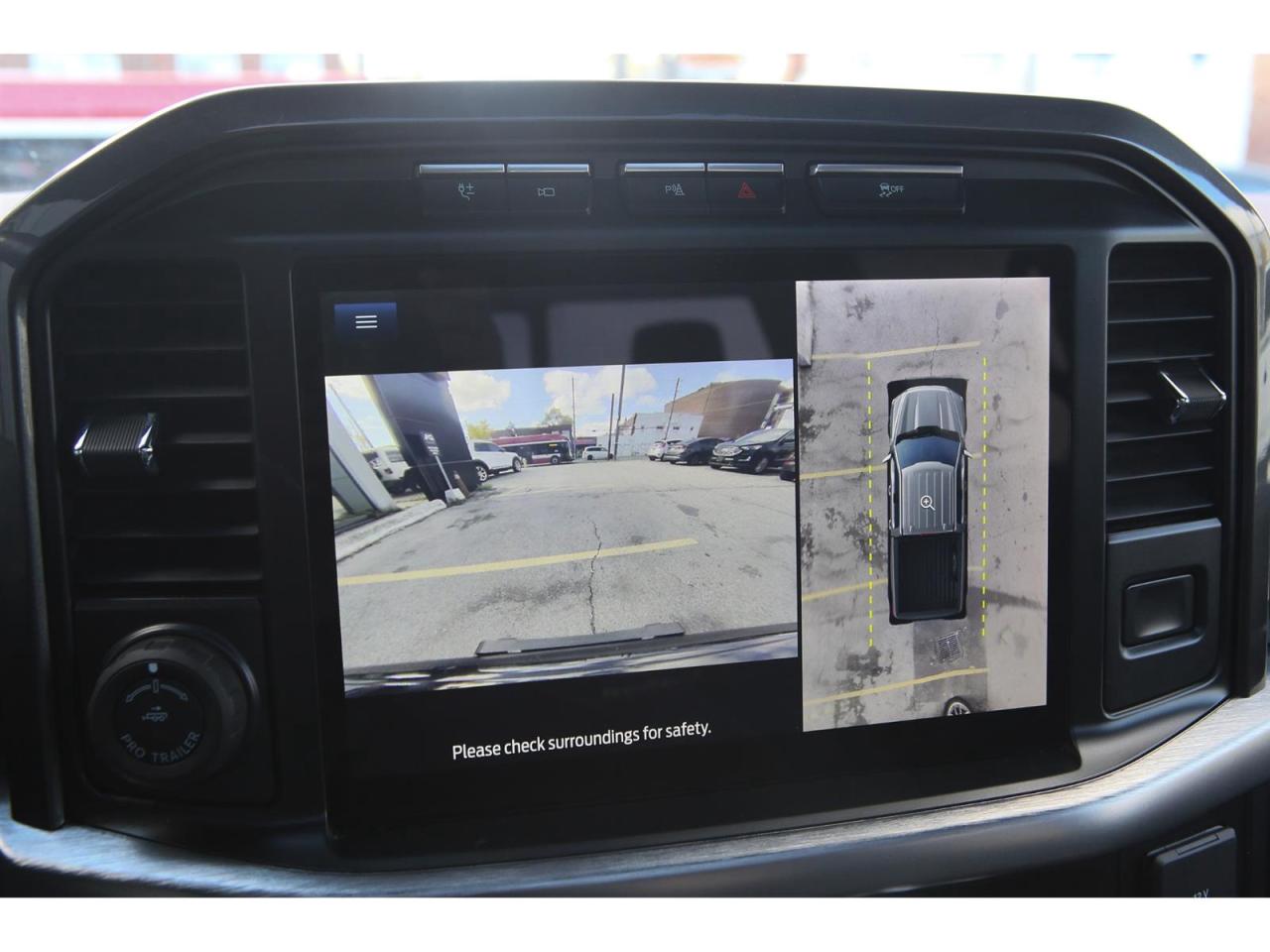 2022 Ford F-150 King Ranch Lariat 4X4 SuperCrew 5.5-ft. Panoramic Roof| FX4 | 360 Camera | Power Lift Gate| 20'' Whls Photo