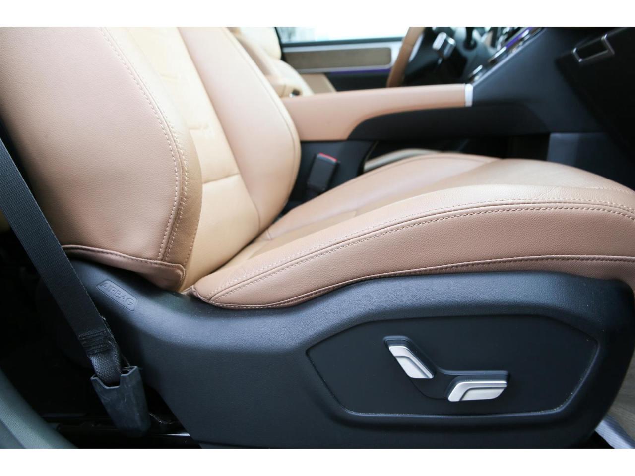 2024 Hyundai Santa Fe Limited AWD Photo