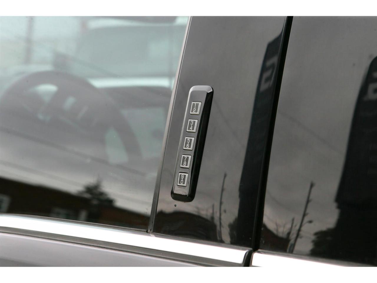 2022 Ford F-150 Lariat SuperCrew 4X4 Panoramic Roof | 20 inch Whls | Power Tail Gate | 360 Camera| Navigation Photo