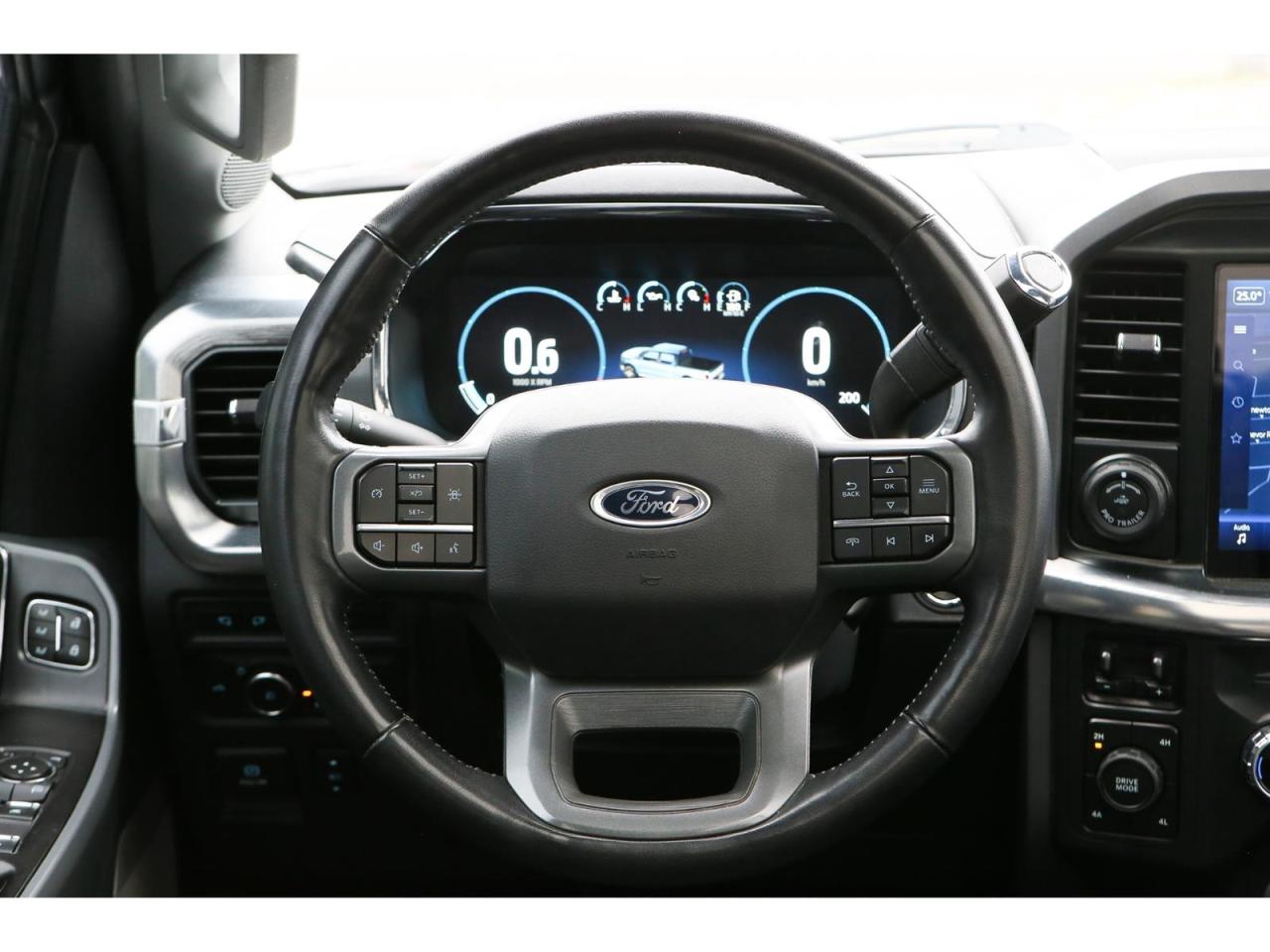 2022 Ford F-150 Lariat SuperCrew 4X4 Panoramic Roof | 20 inch Whls | Power Tail Gate | 360 Camera| Navigation Photo