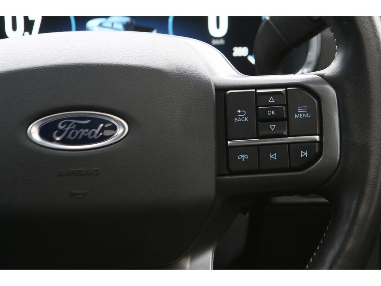 2022 Ford F-150 Lariat SuperCrew 4X4 Panoramic Roof | 20 inch Whls | Power Tail Gate | 360 Camera| Navigation Photo