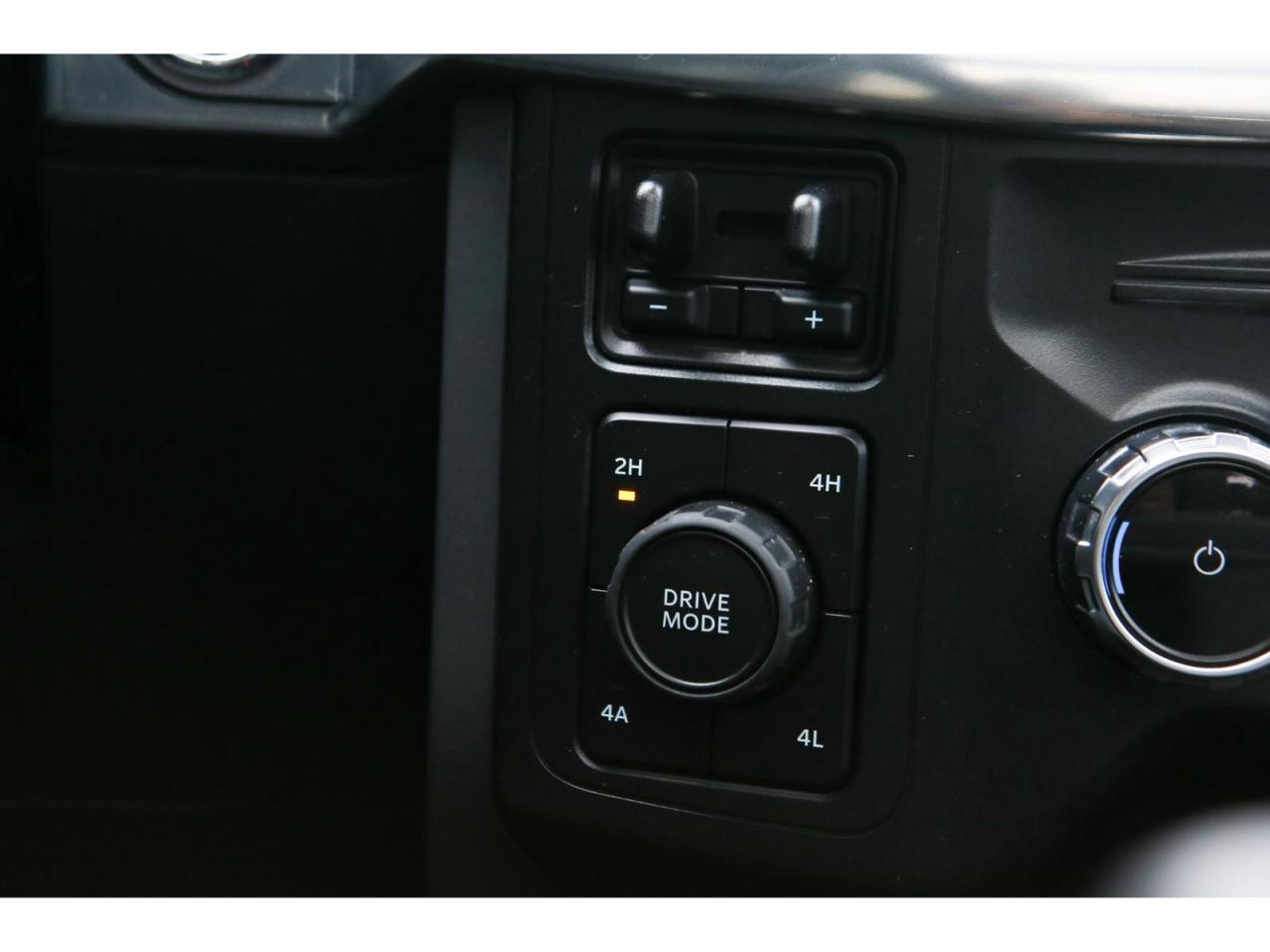 2022 Ford F-150 Lariat SuperCrew 4X4 Panoramic Roof | 20 inch Whls | Power Tail Gate | 360 Camera| Navigation Photo