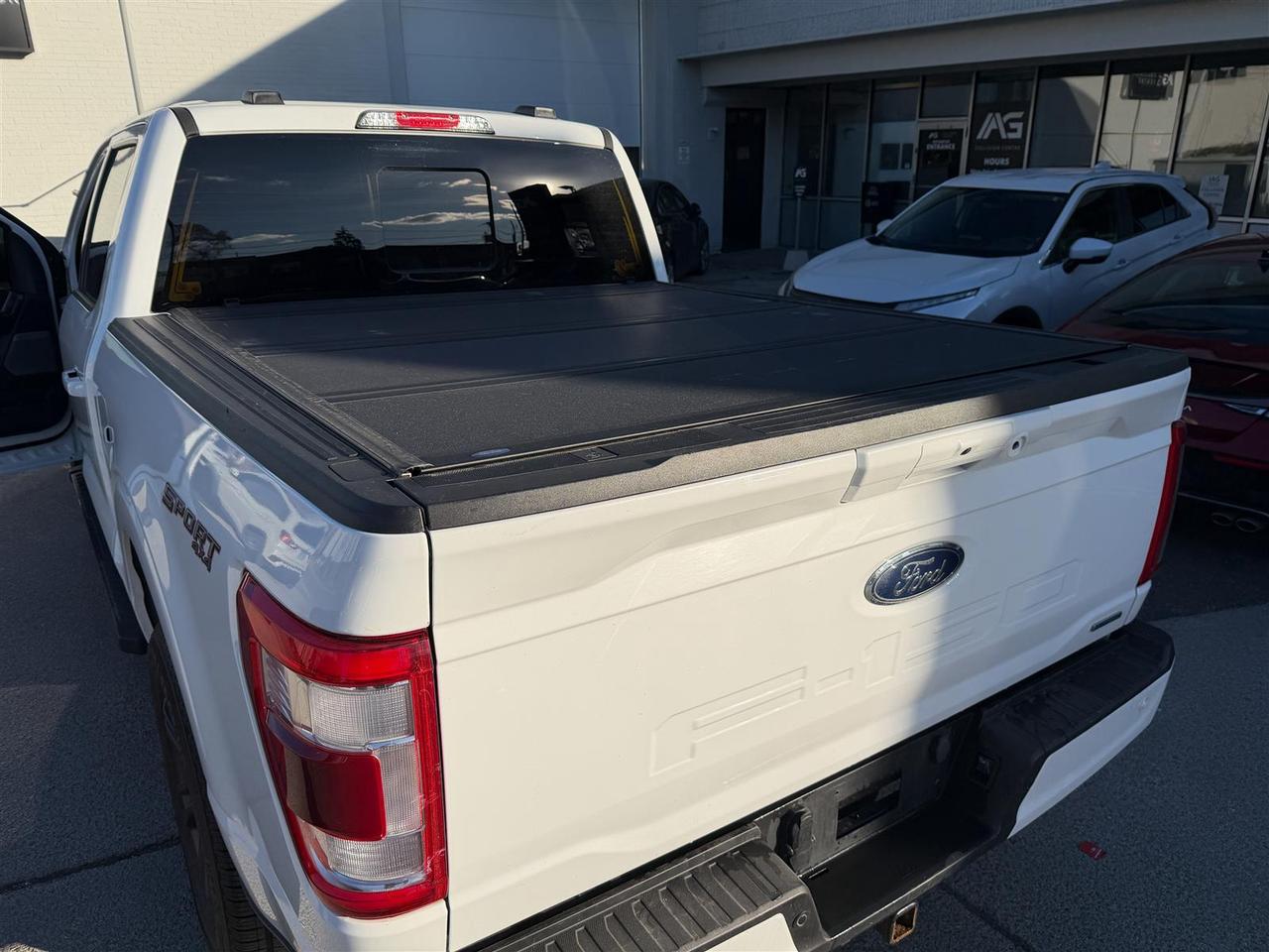 2023 Ford F-150 Lariat SuperCrew 4X4 Panoramic Roof | 20 inch Whls |12 inch Screen Lariat Sport Pkg | Full Leather Seats Photo