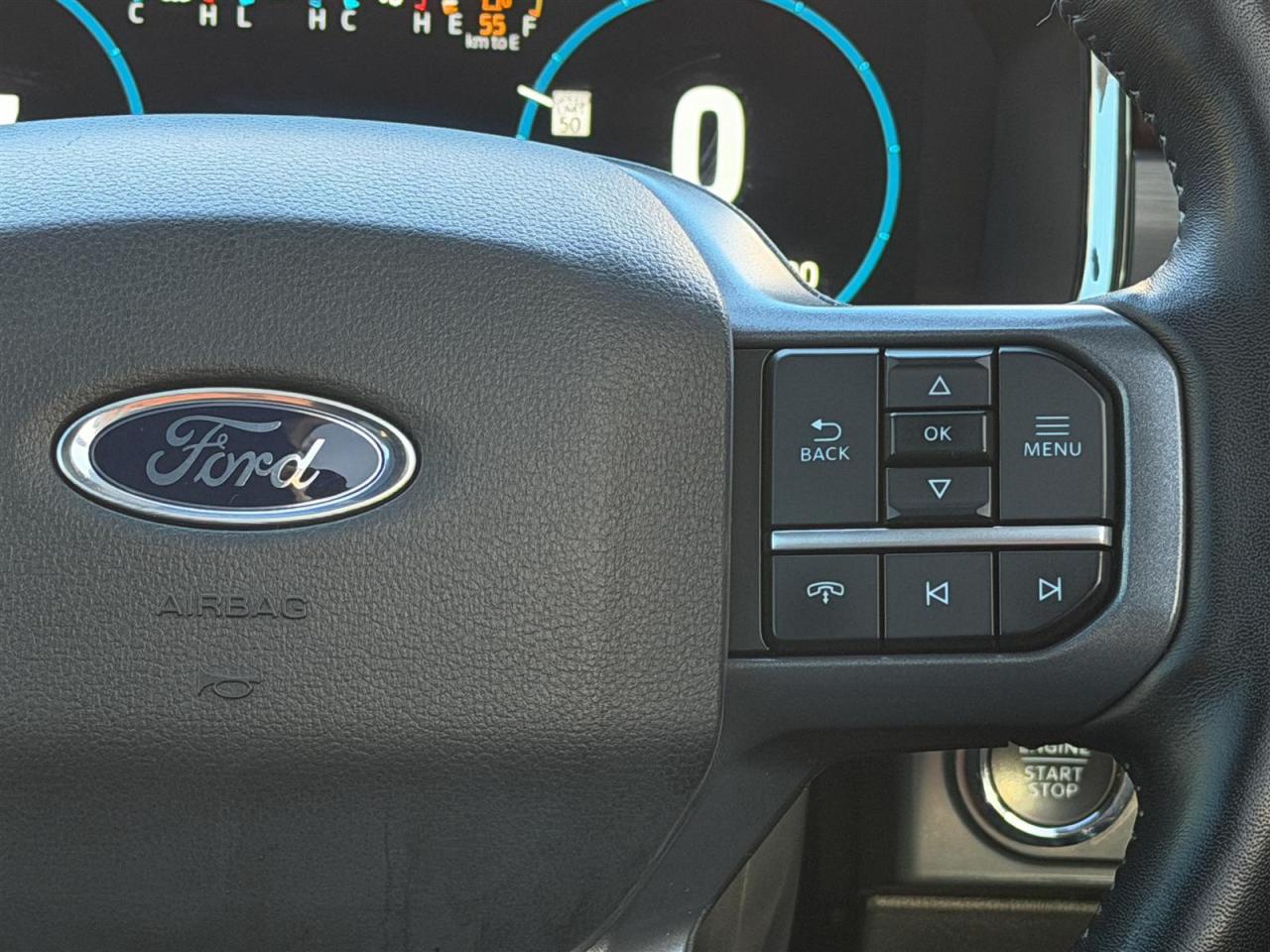 2023 Ford F-150 Lariat SuperCrew 4X4 Panoramic Roof | 20 inch Whls |12 inch Screen Lariat Sport Pkg | Full Leather Seats Photo