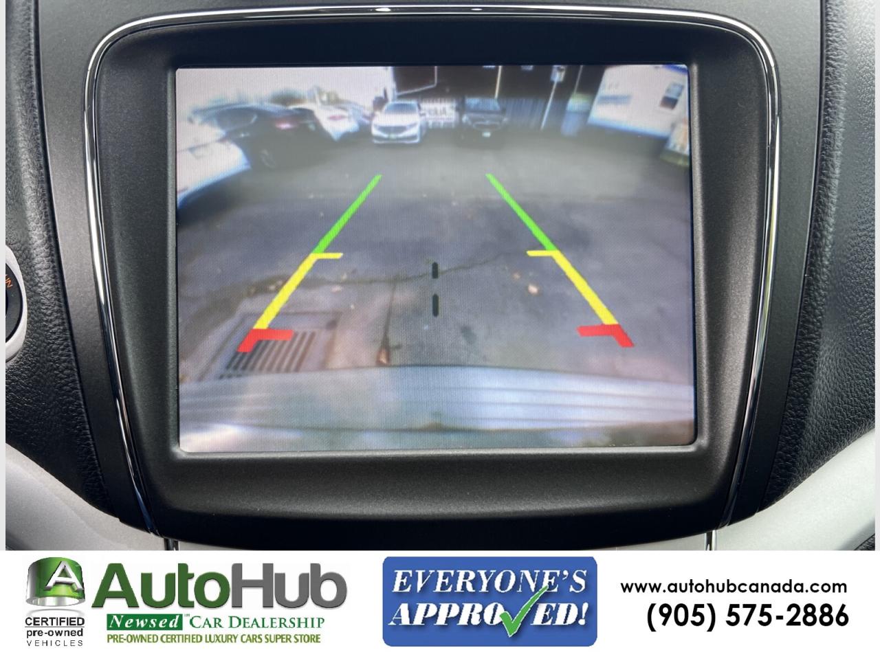 2017 Dodge Journey SXT-NAV-SUNROOF-DVD-BACKUP CAMERA Photo