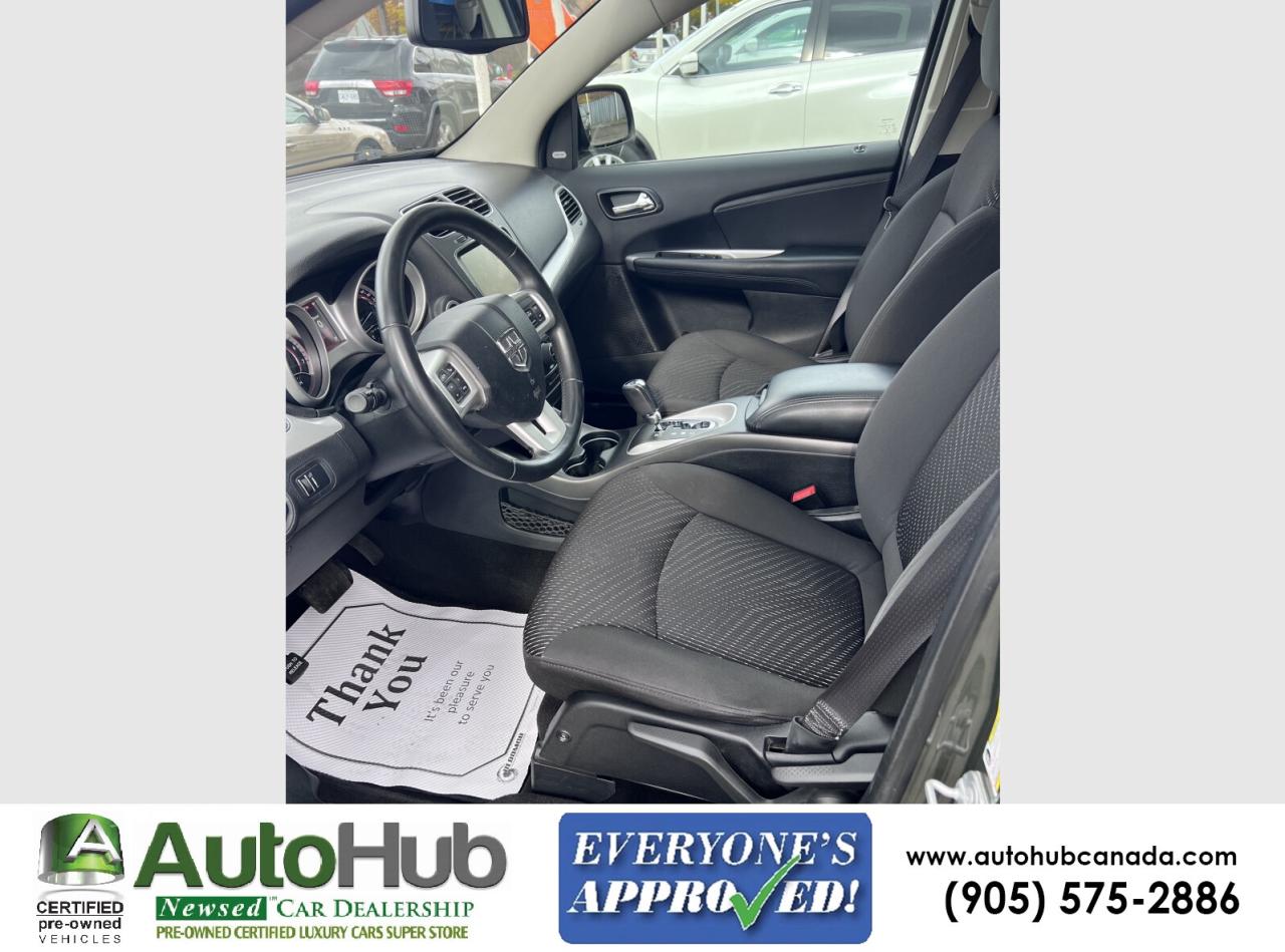 2017 Dodge Journey SXT-NAV-SUNROOF-DVD-BACKUP CAMERA Photo