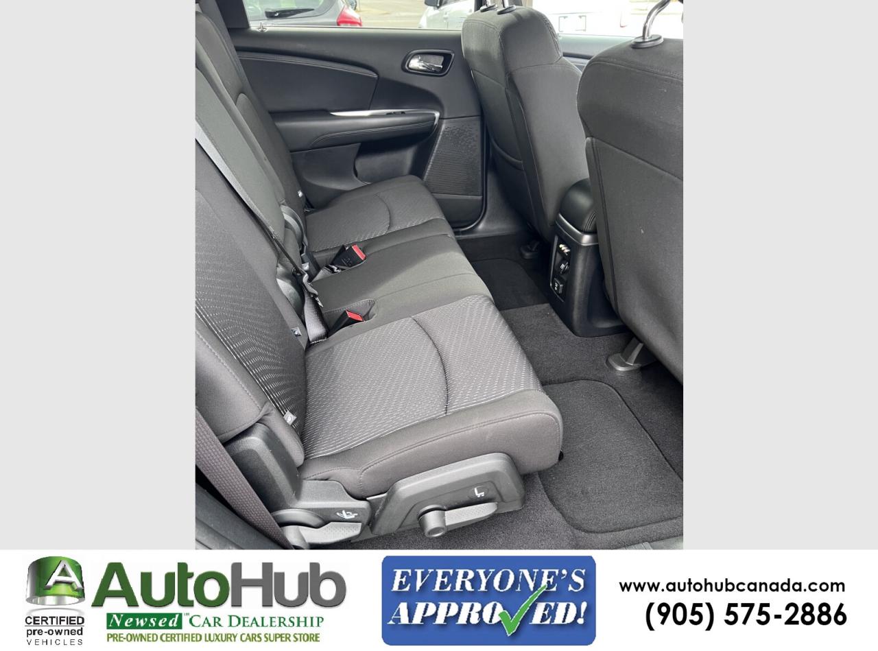 2017 Dodge Journey SXT-NAV-SUNROOF-DVD-BACKUP CAMERA Photo