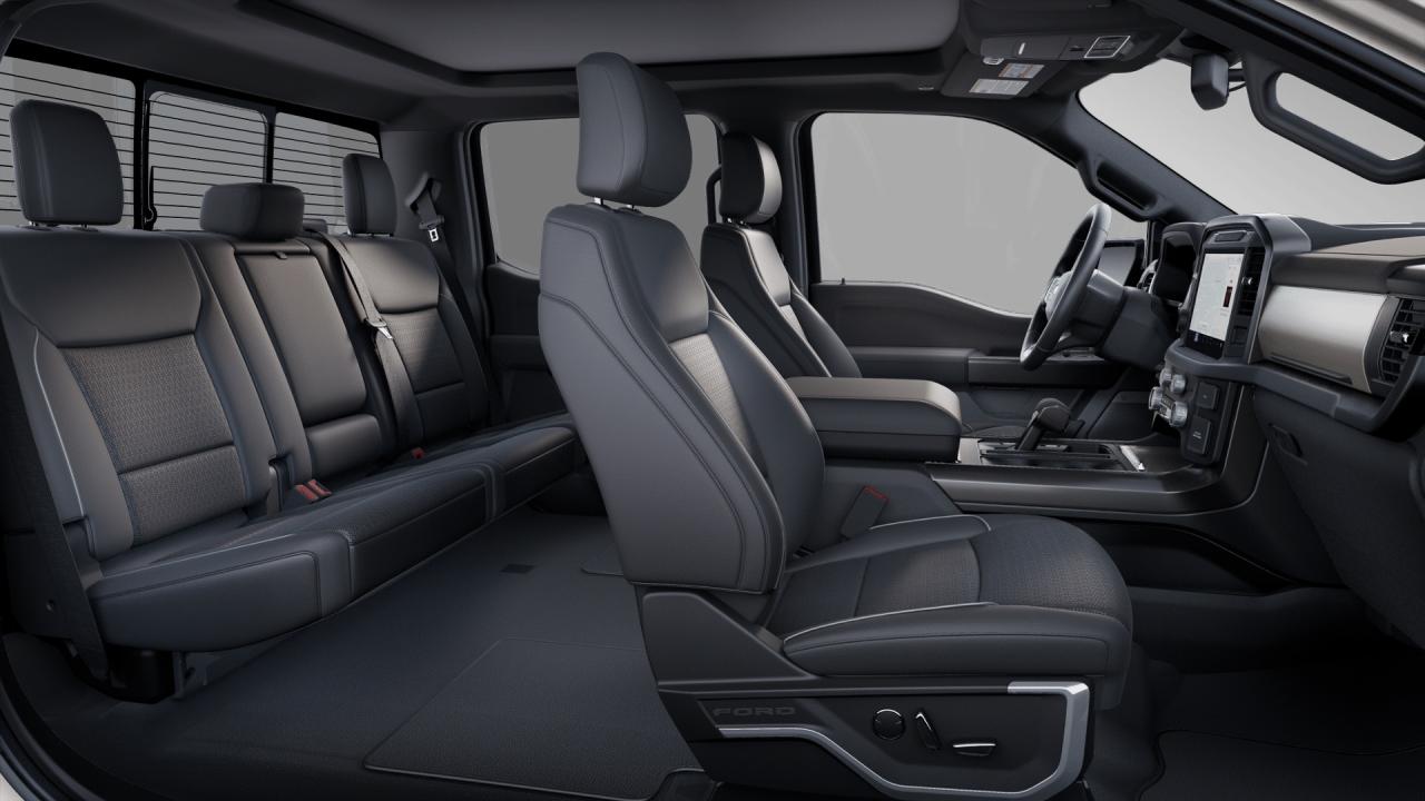 2025 Ford F-150  Photo5