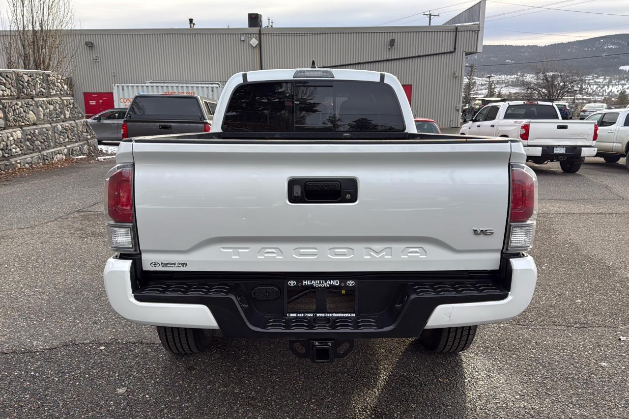 2022 Toyota Tacoma 4X4 Double CAB 6A TRD SPORT PREMIUM Photo