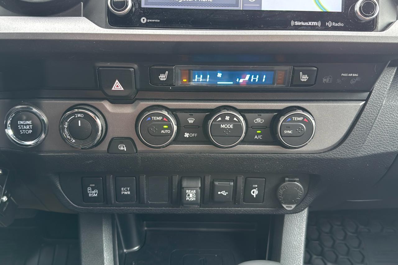 2022 Toyota Tacoma 4X4 Double CAB 6A TRD SPORT PREMIUM Photo