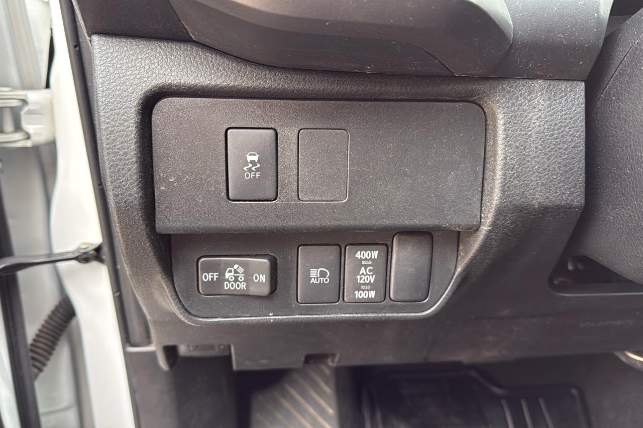 2022 Toyota Tacoma 4X4 Double CAB 6A TRD SPORT PREMIUM Photo