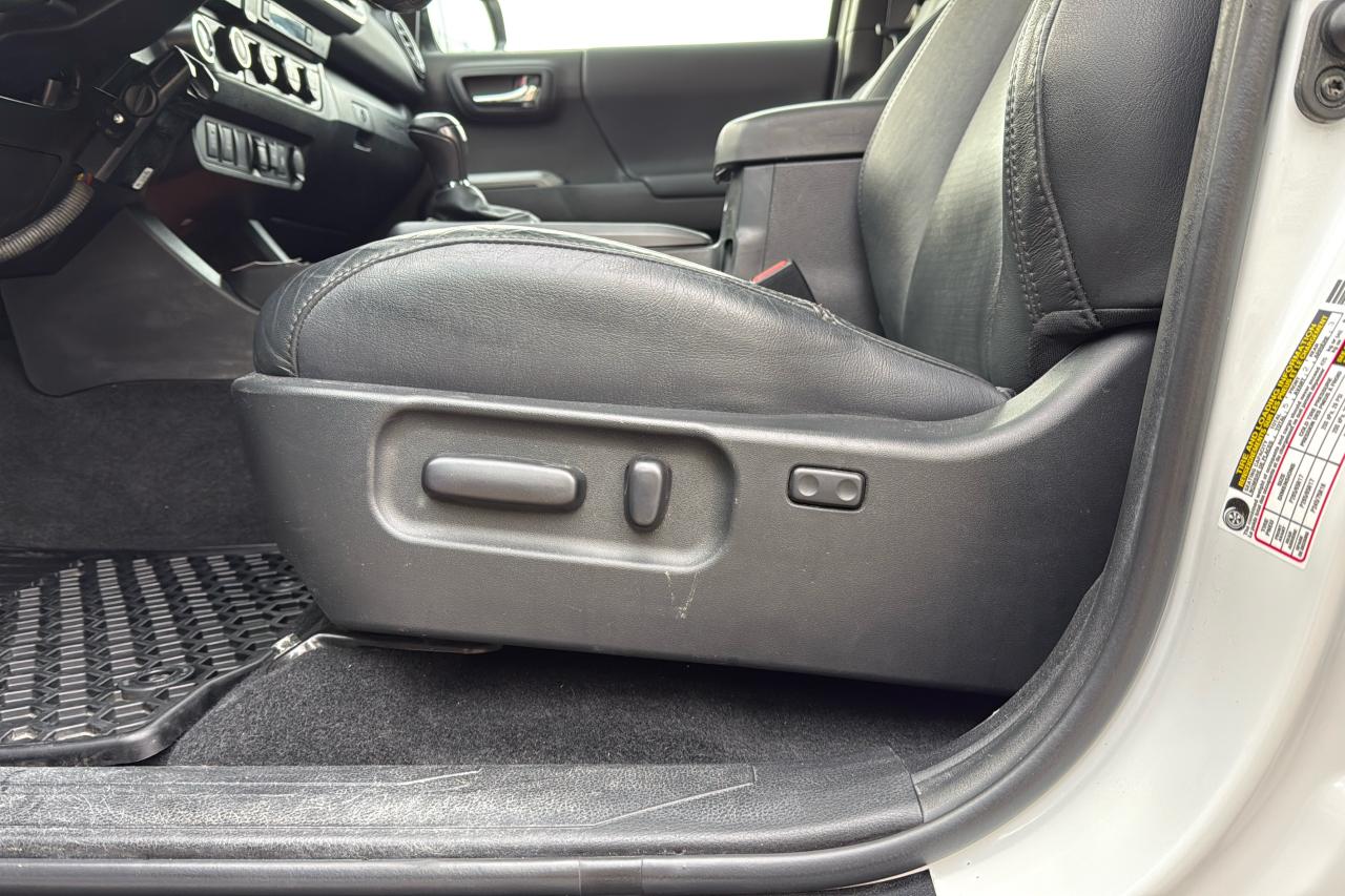 2022 Toyota Tacoma 4X4 Double CAB 6A TRD SPORT PREMIUM Photo