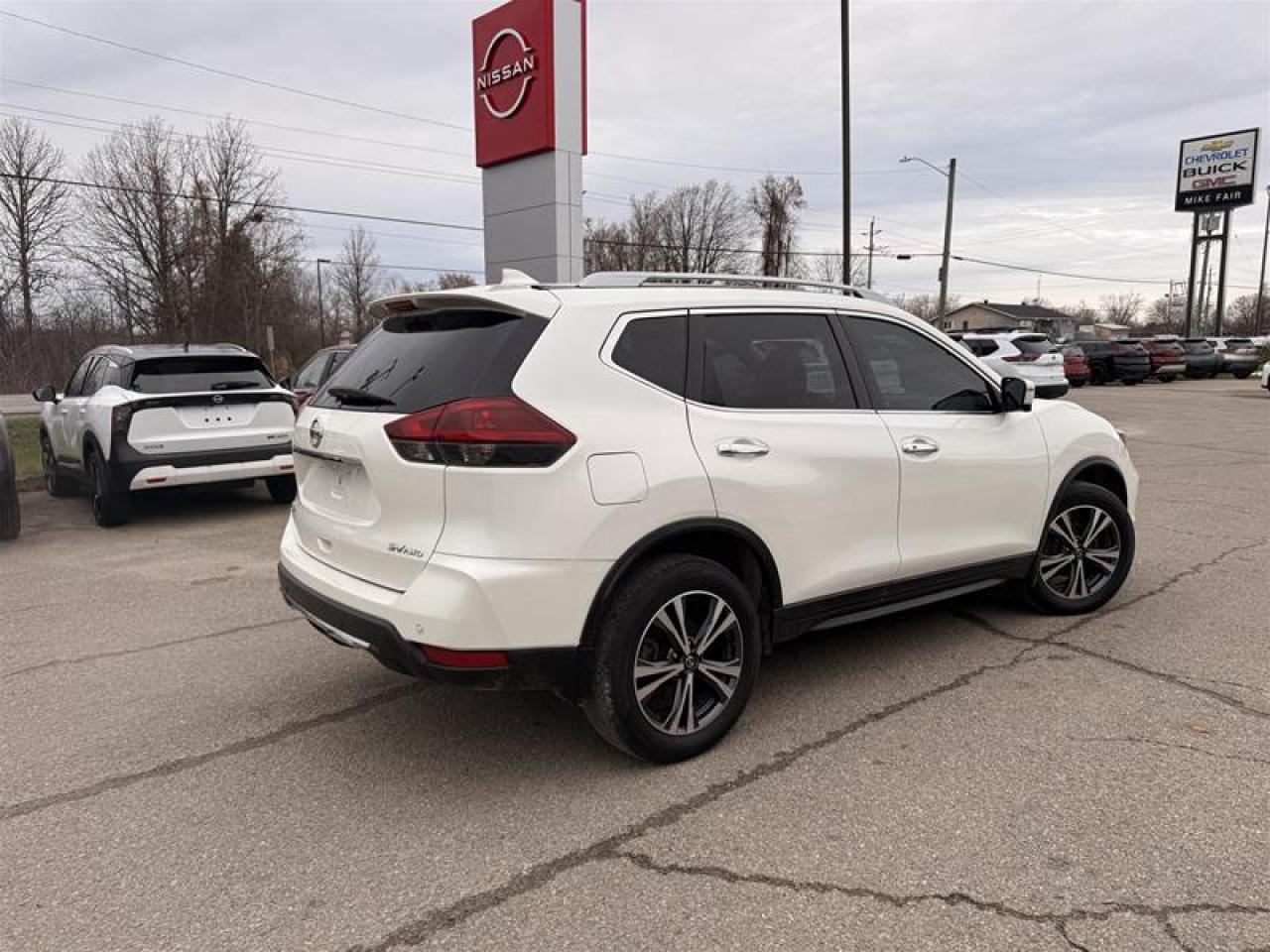 2019 Nissan Rogue SV AWD CVT Photo