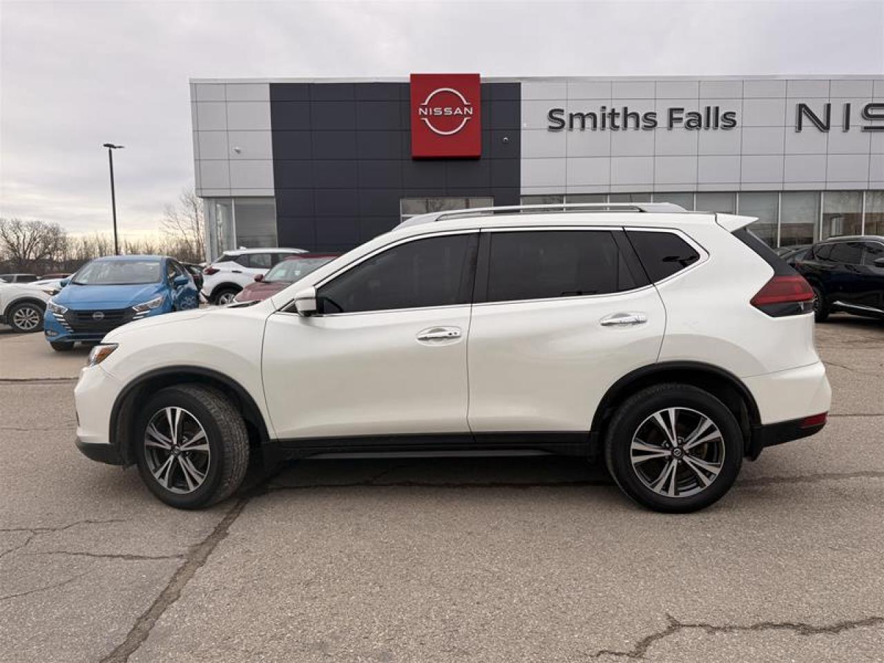 2019 Nissan Rogue SV AWD CVT Photo