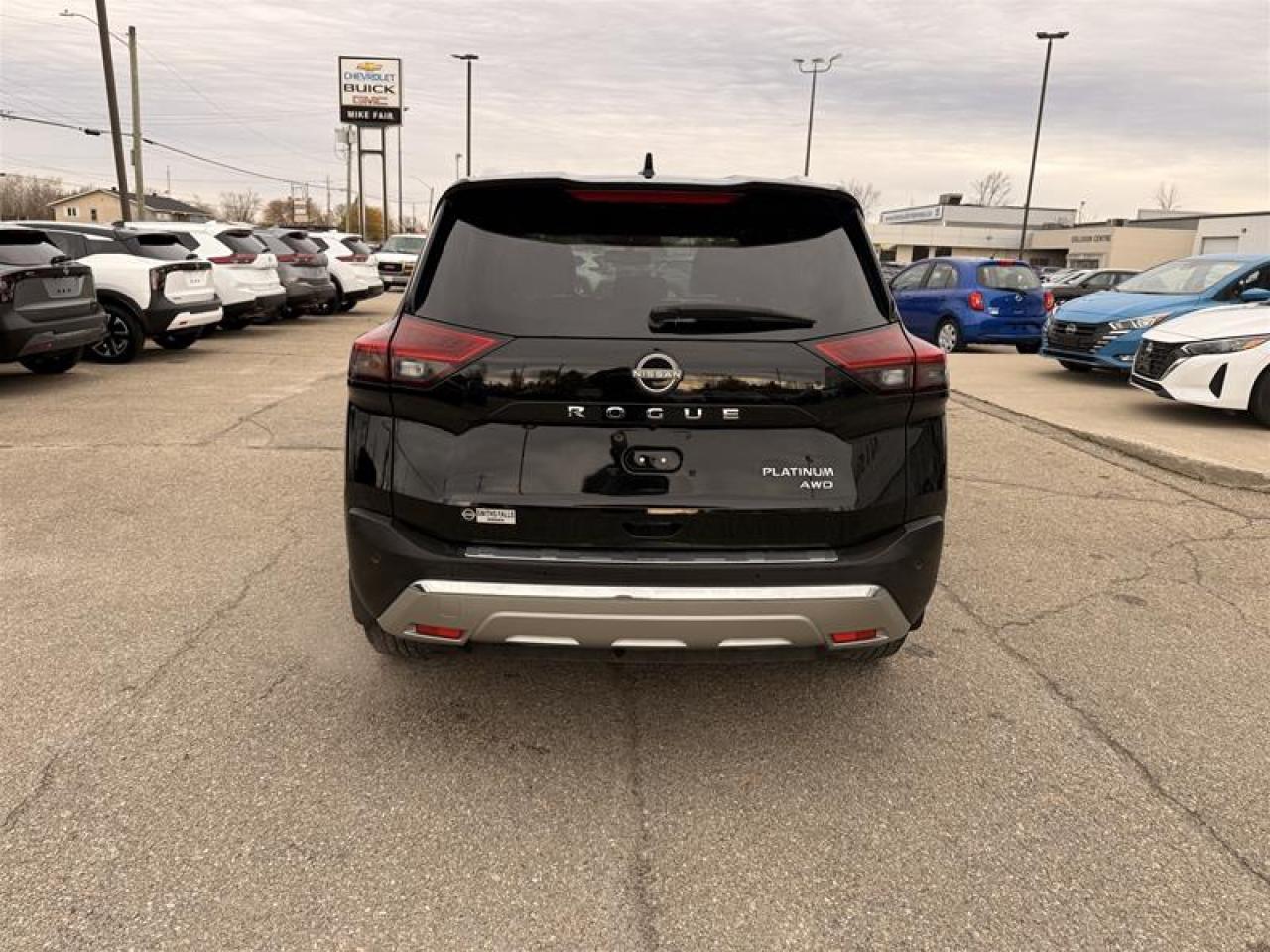 2023 Nissan Rogue Platinum CVT Photo