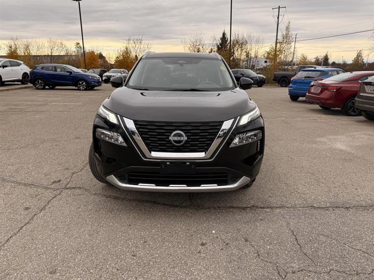 2023 Nissan Rogue Platinum CVT Photo