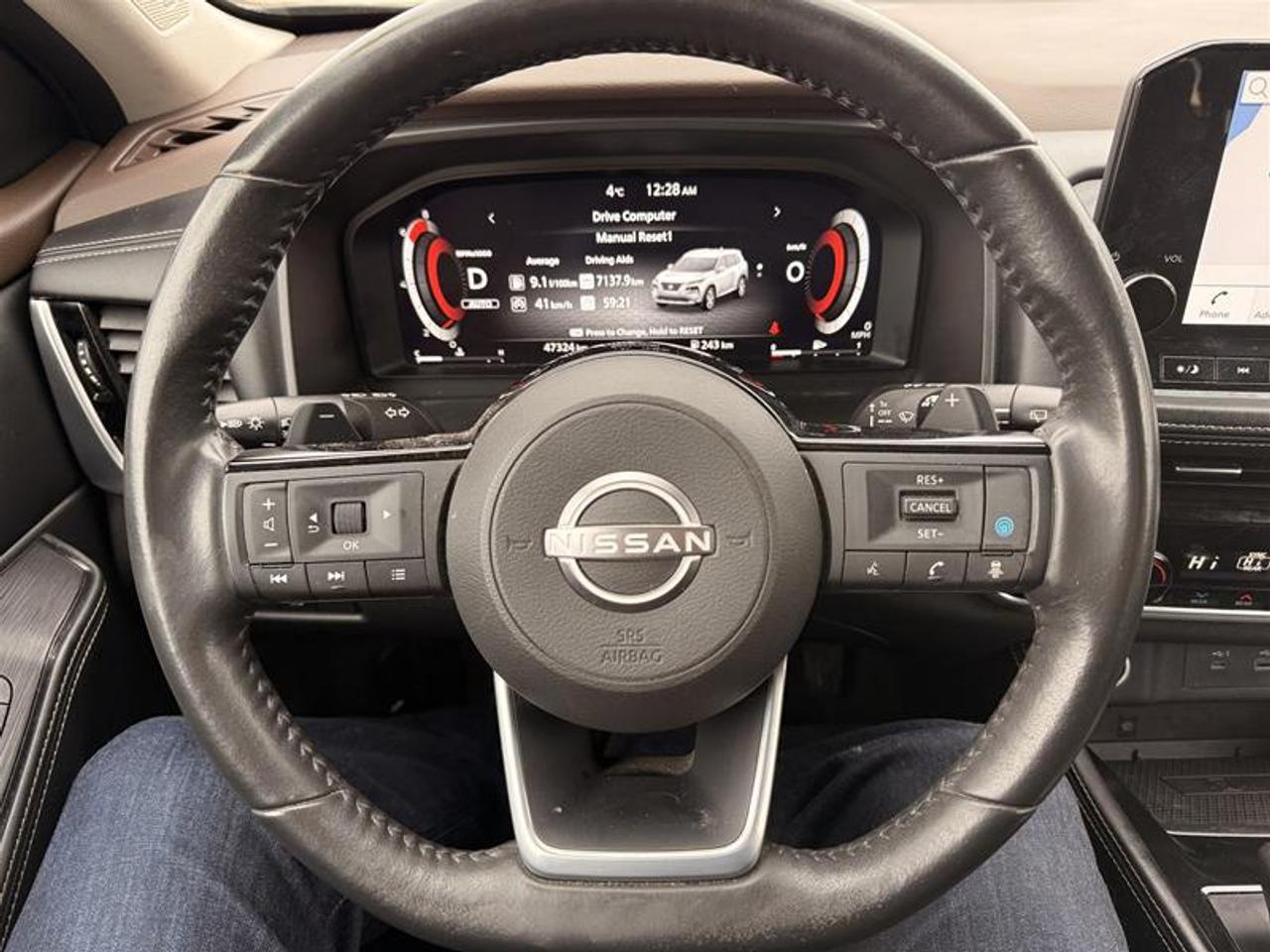 2023 Nissan Rogue Platinum CVT Photo