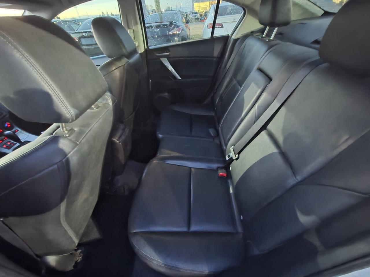 2011 Mazda MAZDA3 GT, ONLY 73KMS, LOADED, NO ACCIDENTS, CERTIFIED - Photo #10