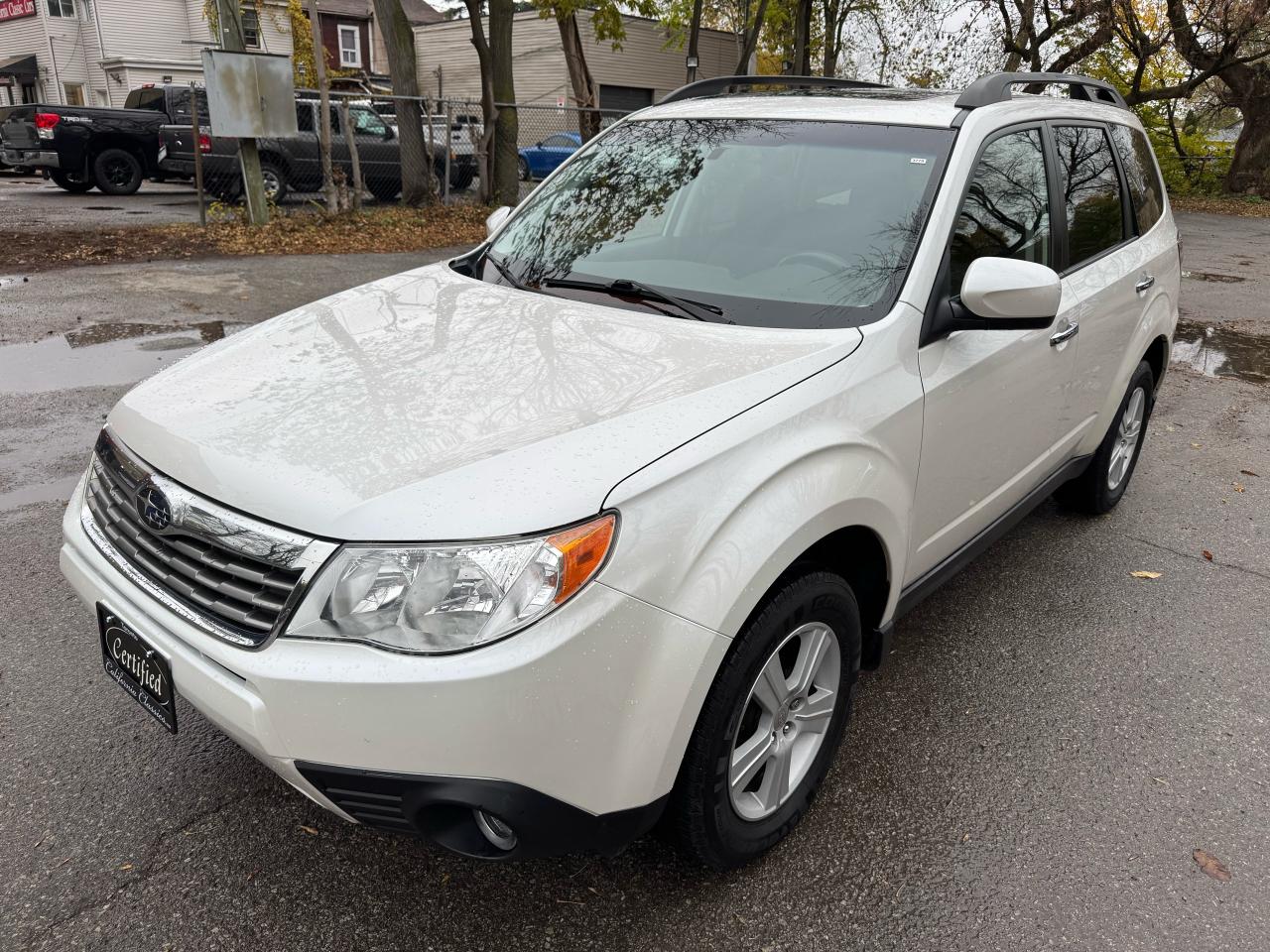 2010 Subaru Forester X - Photo #1