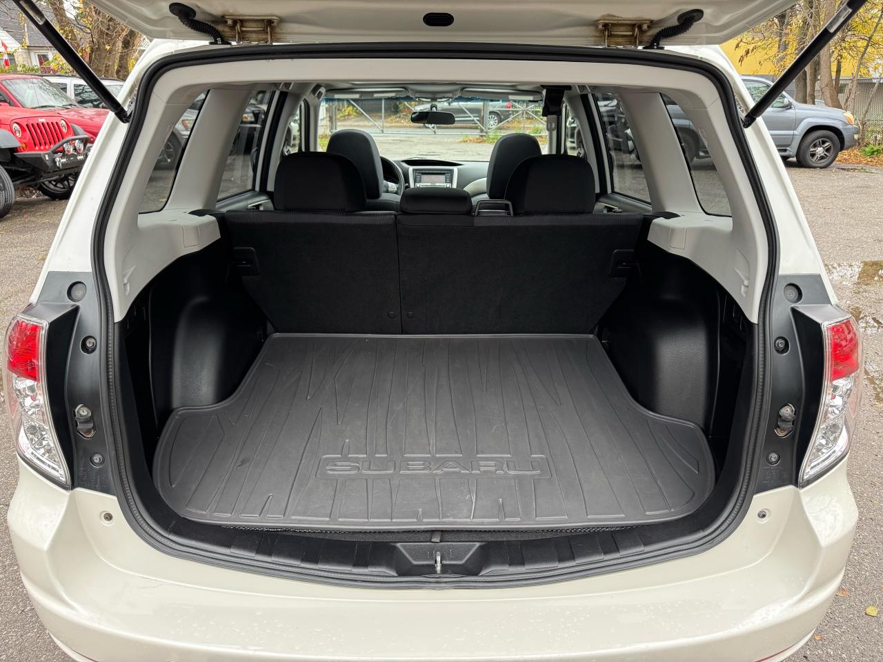 2010 Subaru Forester X - Photo #18