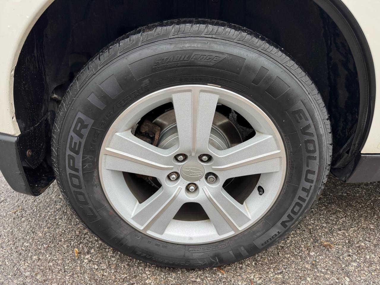 2010 Subaru Forester X - Photo #20