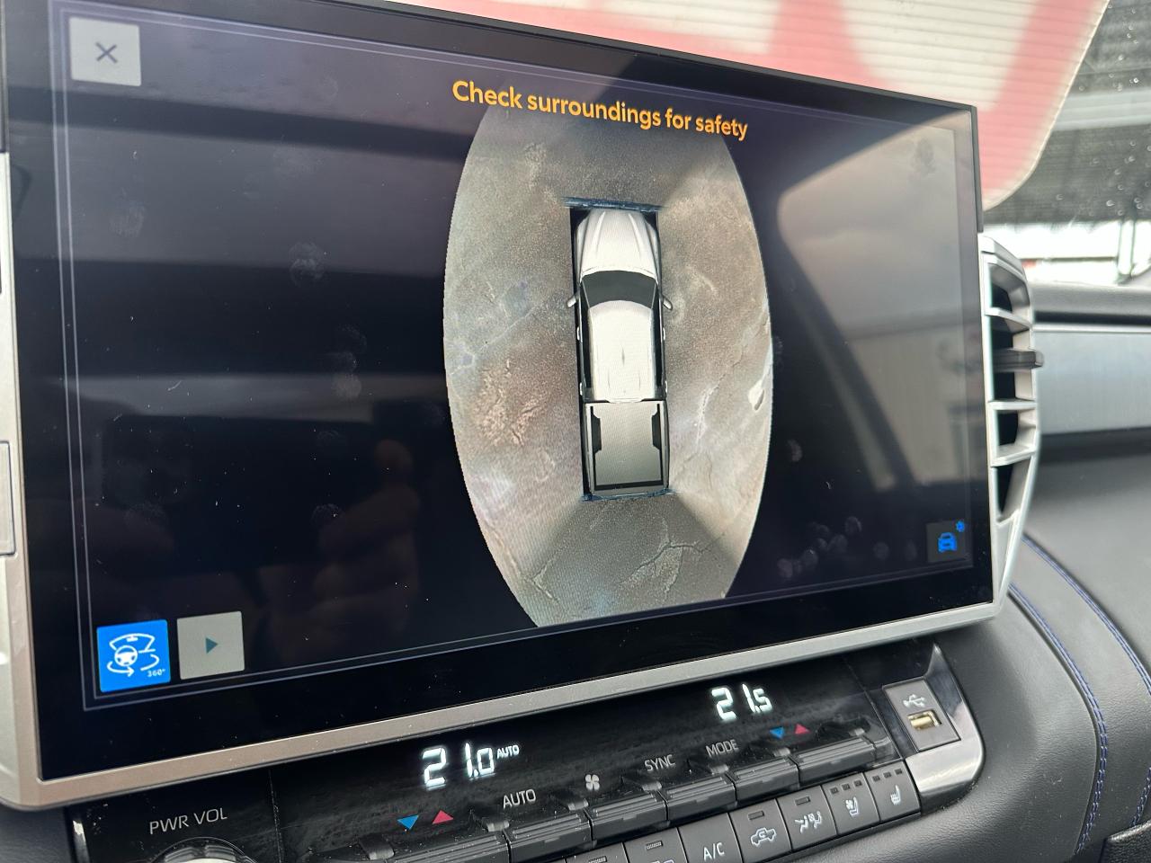 2025 Toyota Tundra 4x4 Crewmax Platinum Hybrid ADVANCED Photo