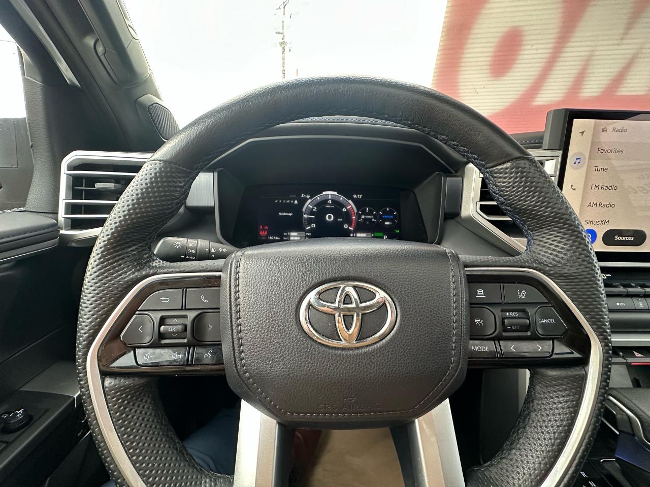 2025 Toyota Tundra 4x4 Crewmax Platinum Hybrid ADVANCED Photo