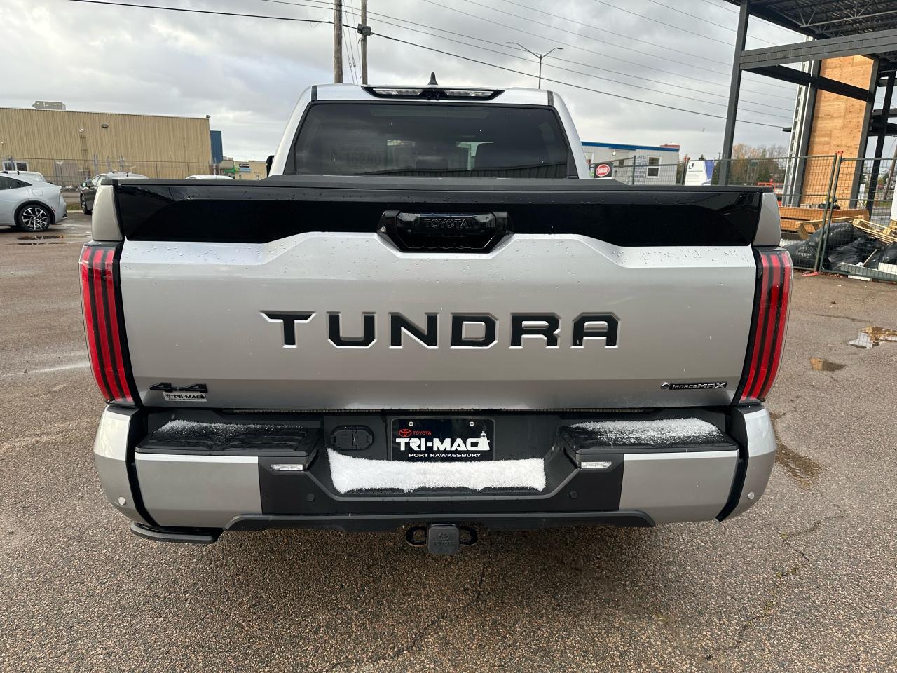 2025 Toyota Tundra 4x4 Crewmax Platinum Hybrid ADVANCED Photo