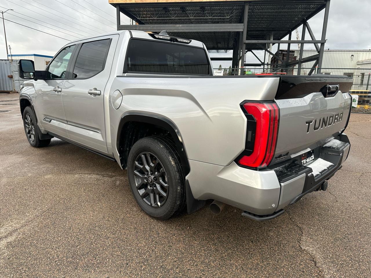 2025 Toyota Tundra 4x4 Crewmax Platinum Hybrid ADVANCED Photo