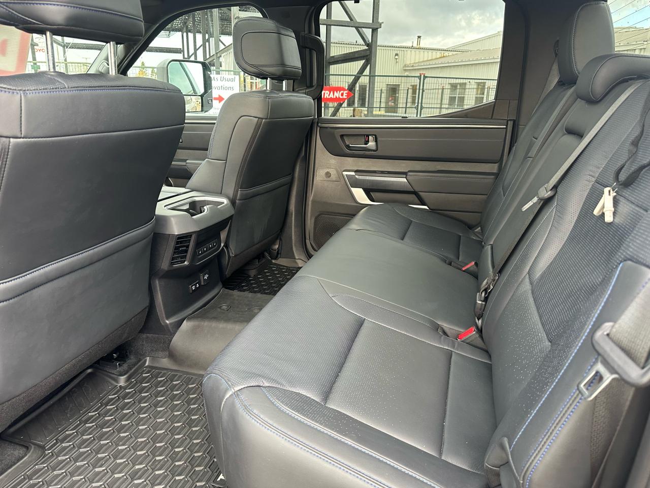 2025 Toyota Tundra 4x4 Crewmax Platinum Hybrid ADVANCED Photo