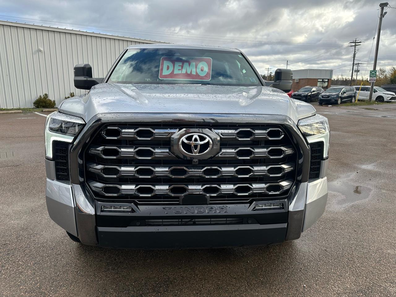 2025 Toyota Tundra 4x4 Crewmax Platinum Hybrid ADVANCED Photo1