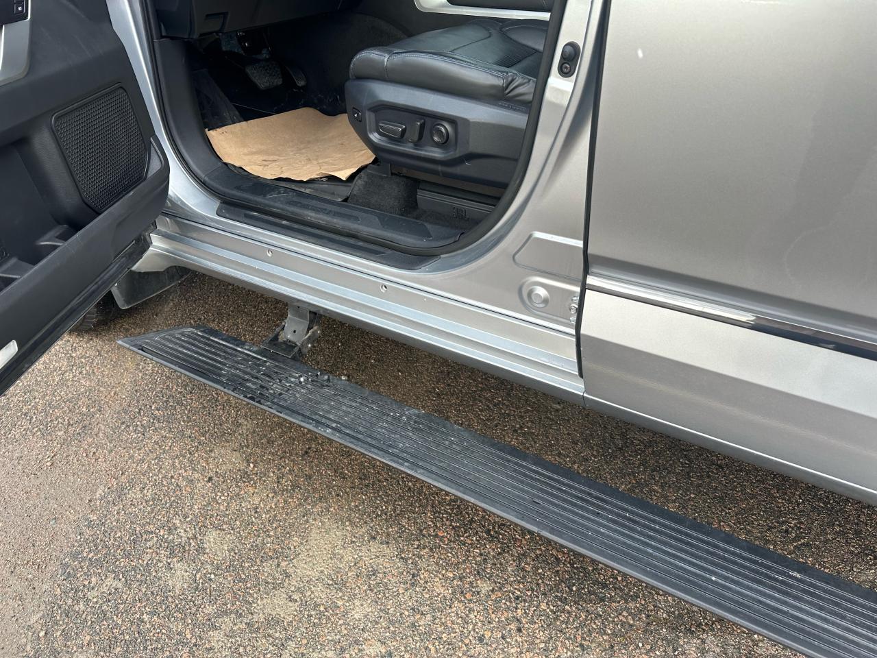 2025 Toyota Tundra 4x4 Crewmax Platinum Hybrid ADVANCED Photo