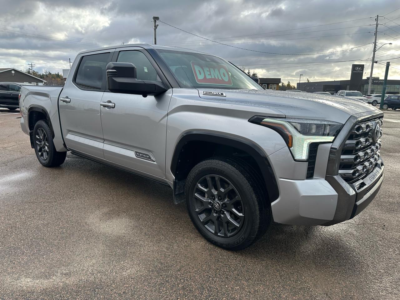 2025 Toyota Tundra 4x4 Crewmax Platinum Hybrid ADVANCED Photo