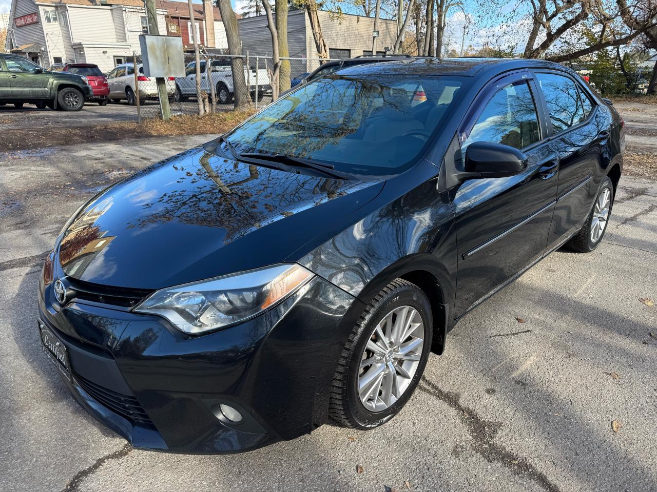Used 2014 Toyota Corolla LE for sale in Scarborough, ON