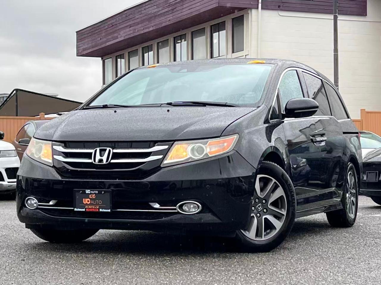 Used 2015 Honda Odyssey Touring w/RES & Navi/ CLEAN TITLE/ BACKUP CAMERA for sale in Richmond, BC