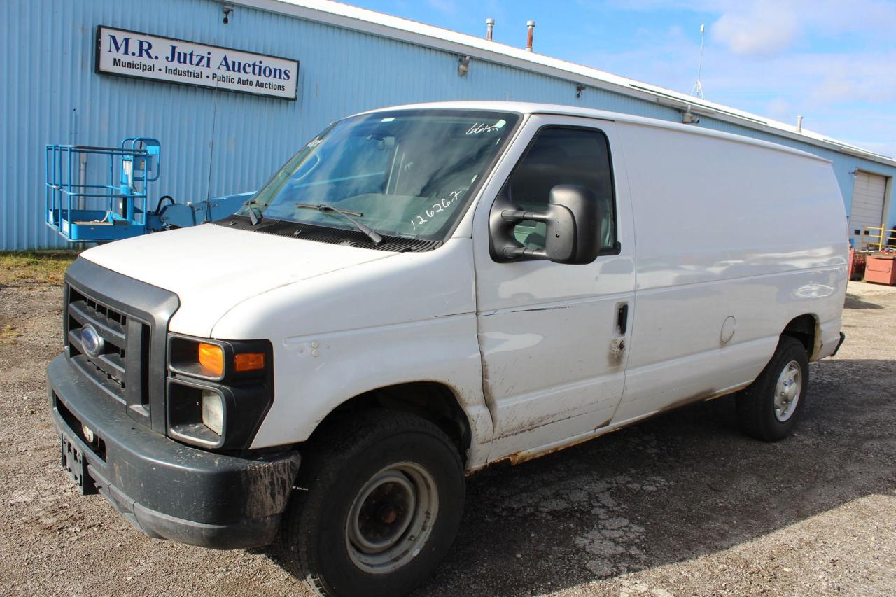 Used 2009 Ford Econoline Commercial for sale in Breslau, ON