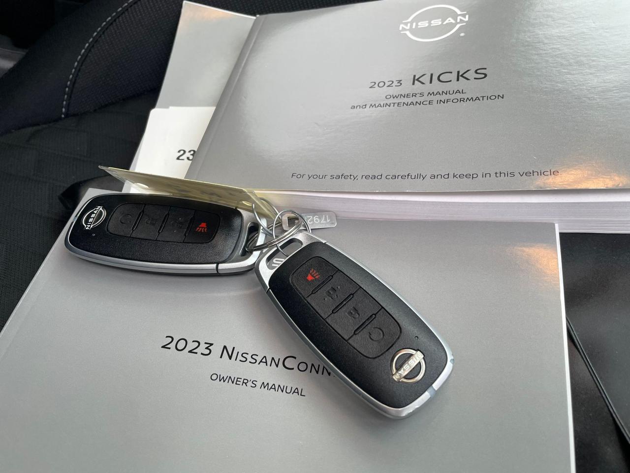 2023 Nissan Kicks AUTO SV BLIND SPOT NO ACCIDENT ONE OWNER LOW KM - Photo #9