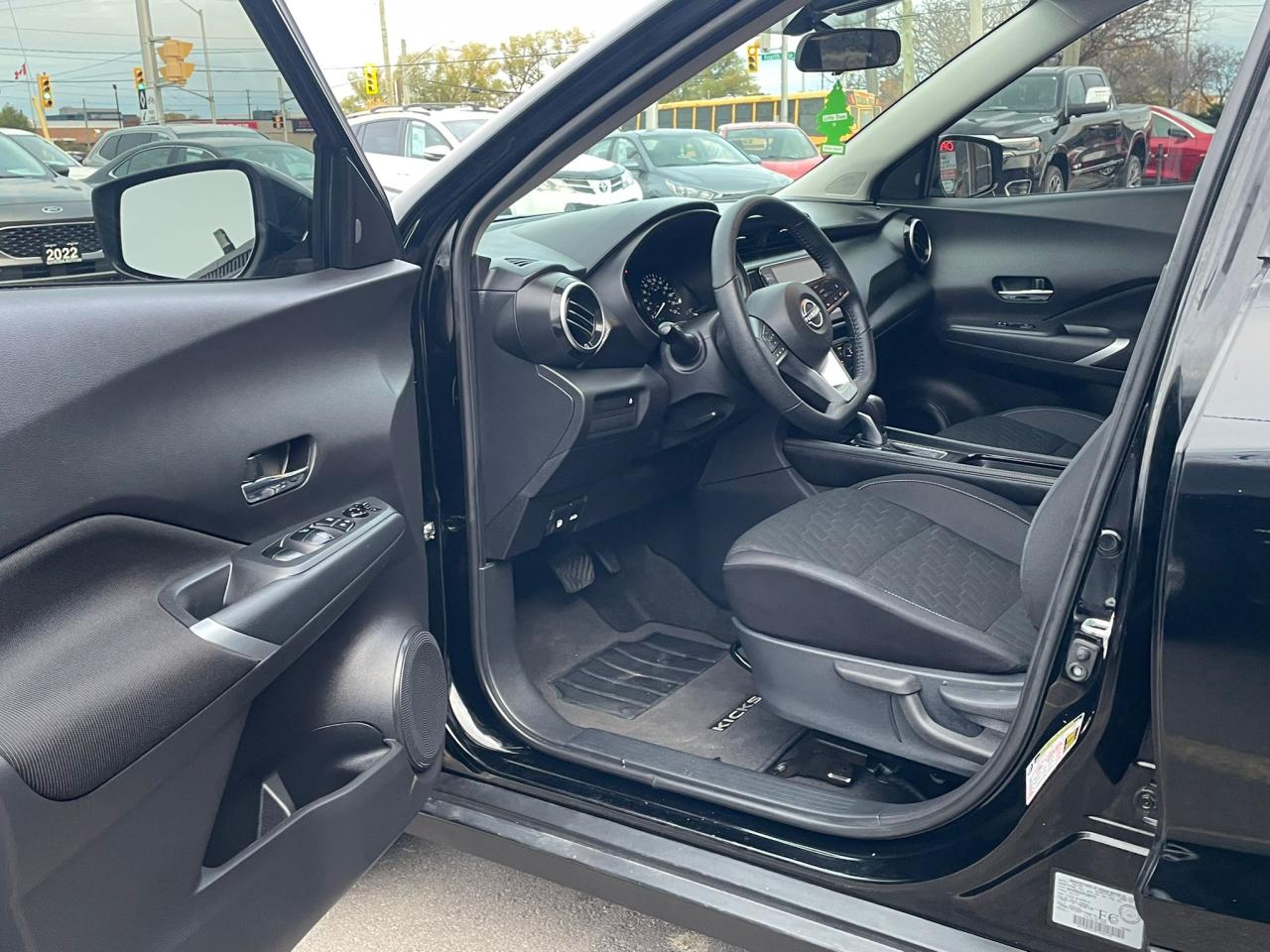 2023 Nissan Kicks AUTO SV BLIND SPOT NO ACCIDENT ONE OWNER LOW KM - Photo #22