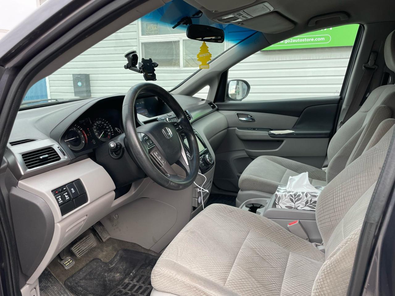 2016 Honda Odyssey EX - Photo #8