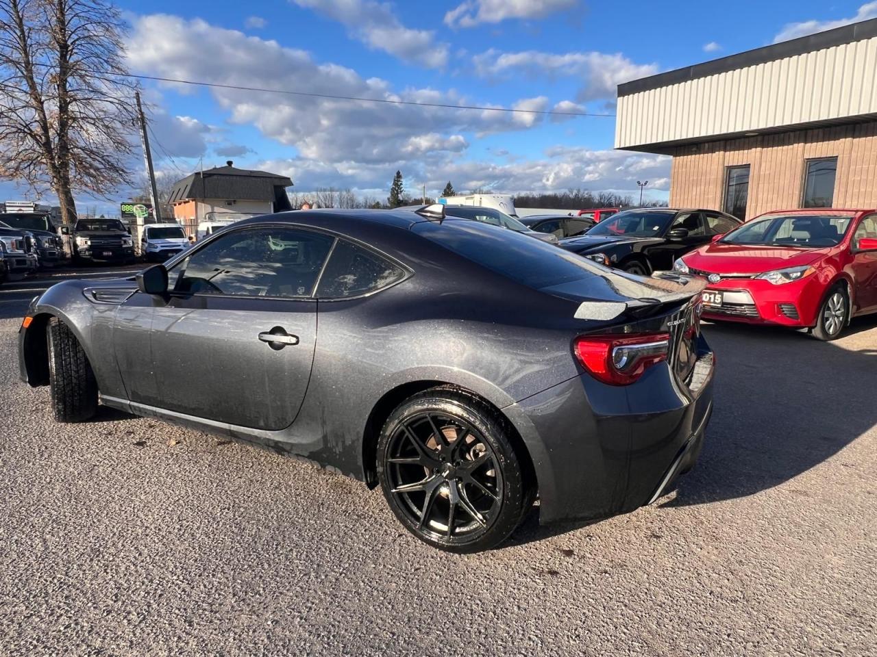 2017 Subaru BRZ Sport-tech - Photo #3