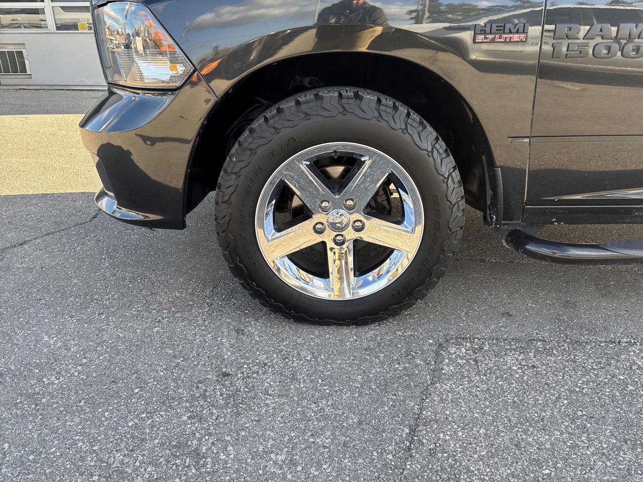 2016 RAM 1500 4WD Reg Cab 120.5" Express - Photo #10