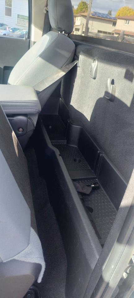 2016 RAM 1500 4WD Reg Cab 120.5" Express - Photo #16