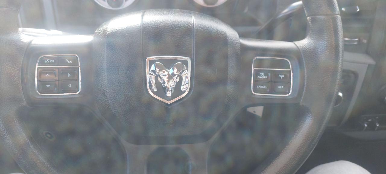 2016 RAM 1500 4WD Reg Cab 120.5" Express - Photo #18