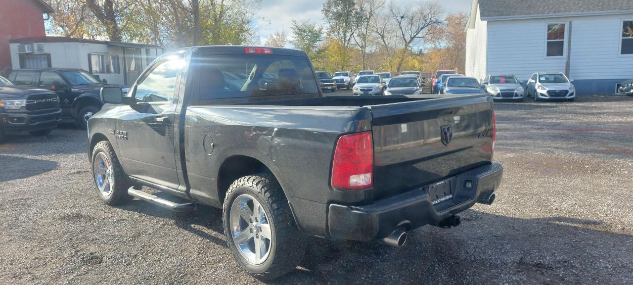 2016 RAM 1500 4WD Reg Cab 120.5" Express - Photo #8
