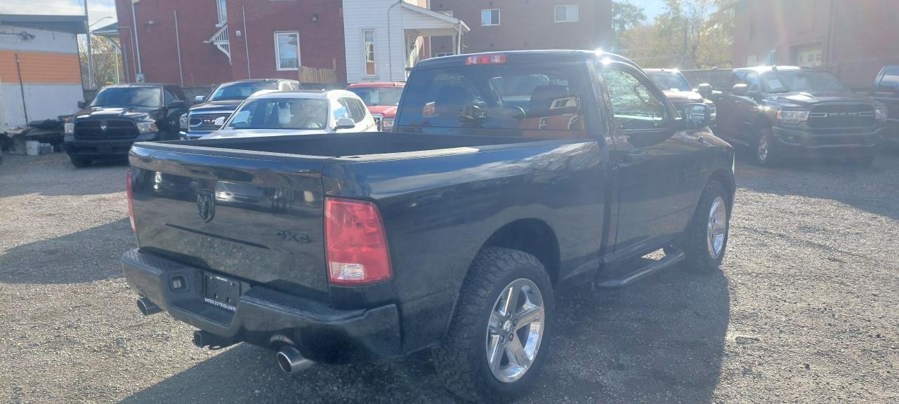 2016 RAM 1500 4WD Reg Cab 120.5" Express - Photo #9