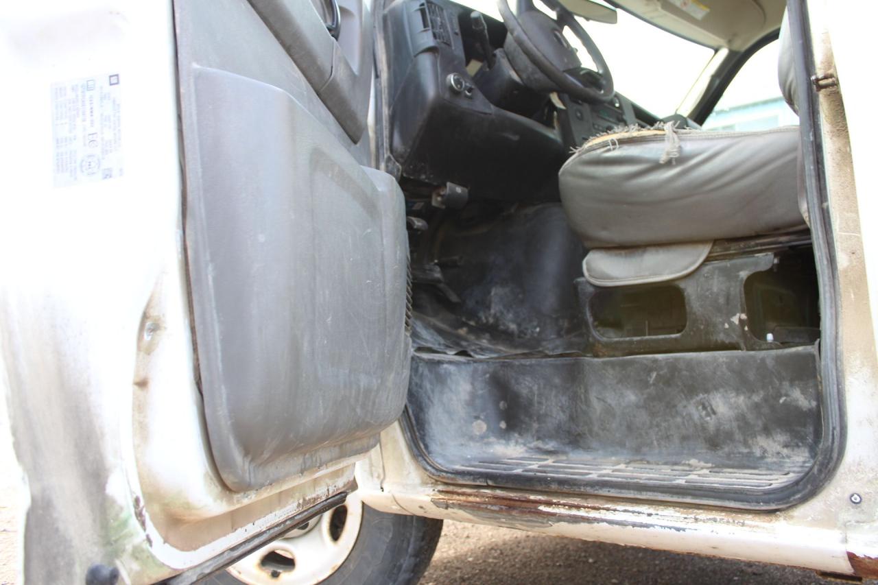 2014 GMC Savana Cargo Van  Photo