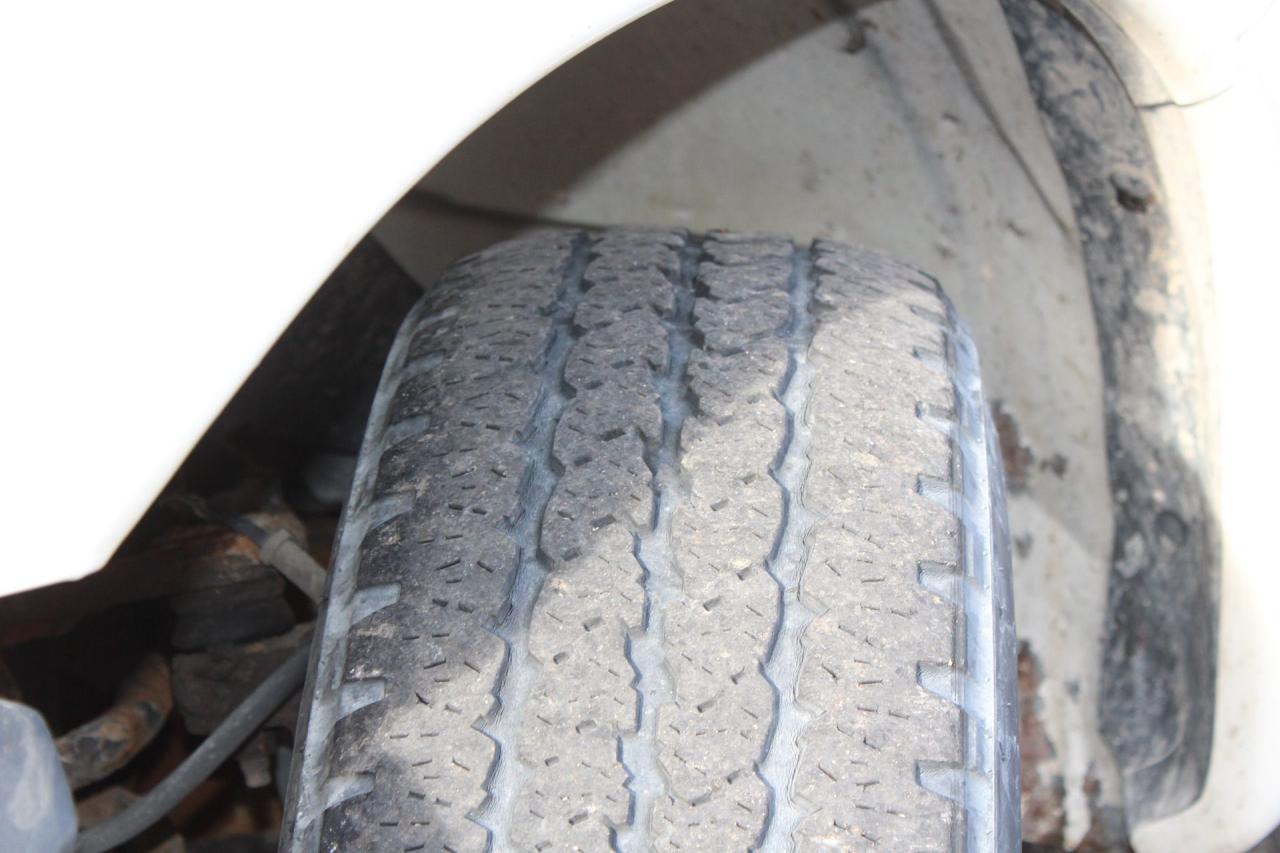 2014 GMC Savana Cargo Van  Photo