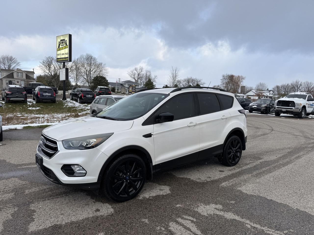 2017 Ford Escape SE Photo0