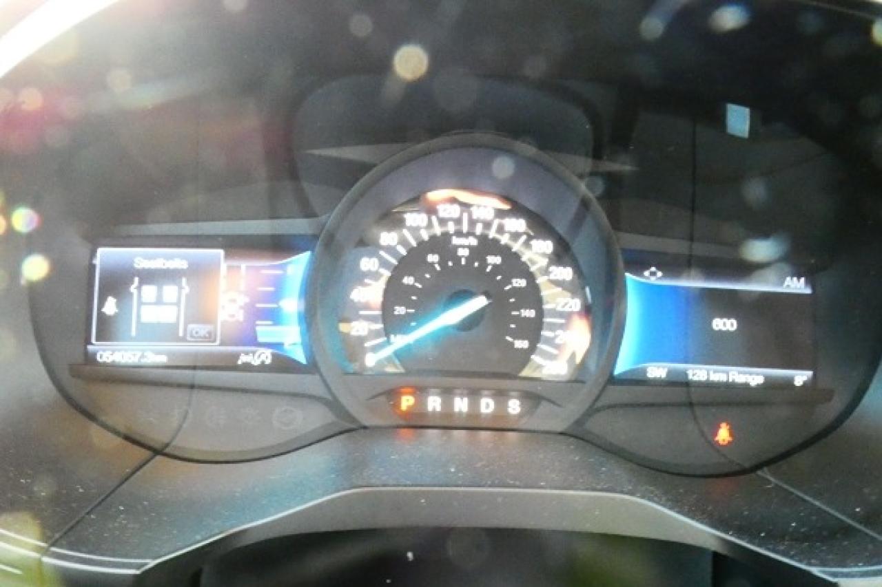 2024 Ford Edge Titanium AWD w/Htd Leather, pano S/R, BUC - Photo #13