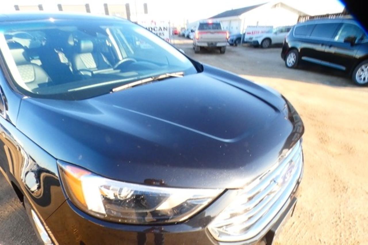 2024 Ford Edge Titanium AWD w/Htd Leather, pano S/R, BUC - Photo #36